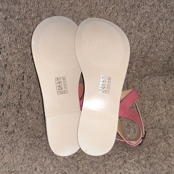 ECOTE-UO-ANTHRO-Red Suede Thong Strappy Studded Flat Sandals-Sz 7-Near Mint - Picture 6 of 6